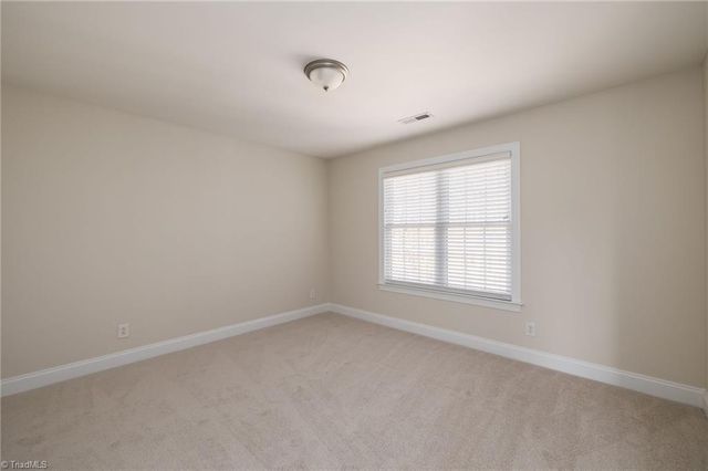 8602 Yvonne Court, Oak Ridge, NC 27310