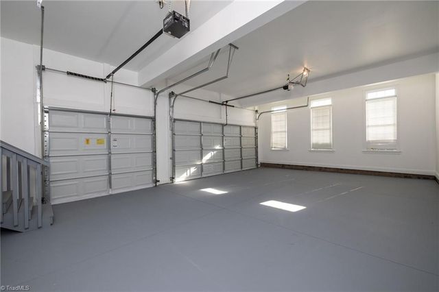8602 Yvonne Court, Oak Ridge, NC 27310