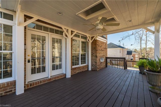 8602 Yvonne Court, Oak Ridge, NC 27310