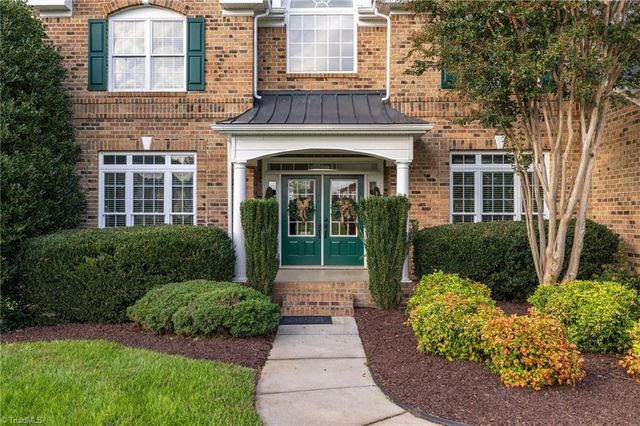 8602 Yvonne Court, Oak Ridge, NC 27310