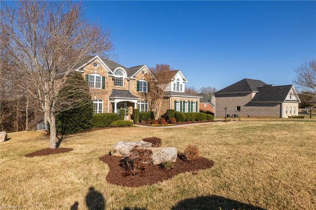 8602 Yvonne Court, Oak Ridge, NC 27310