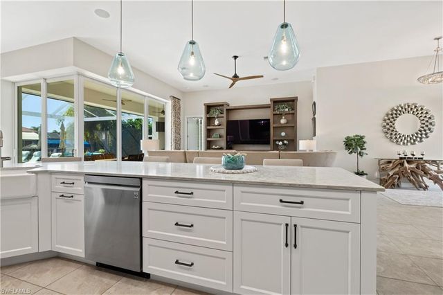 1914 SE 21st ST, Cape Coral, FL 33990