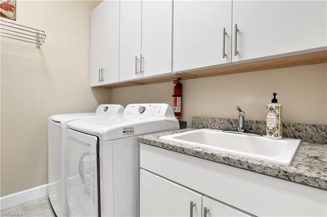 1914 SE 21st ST, Cape Coral, FL 33990