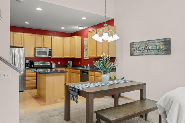 17620 69th Place N, Maple Grove, MN 55311