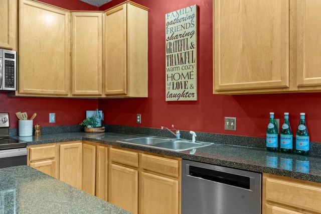17620 69th Place N, Maple Grove, MN 55311