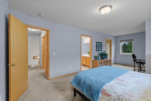17620 69th Place N, Maple Grove, MN 55311
