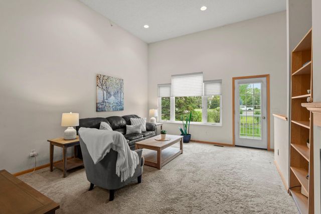 17620 69th Place N, Maple Grove, MN 55311
