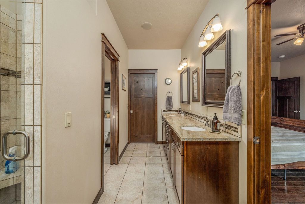 36120 N Milan-Elk Rd, Chattaroy, WA 99003 photo 10