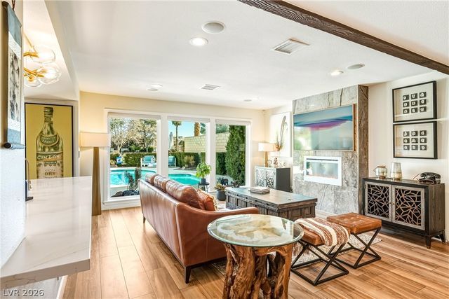 2930 Bel Air Drive, Las Vegas, NV 89109