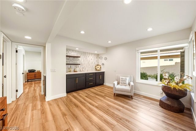 2930 Bel Air Drive, Las Vegas, NV 89109