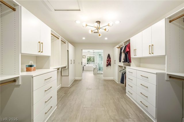 2930 Bel Air Drive, Las Vegas, NV 89109