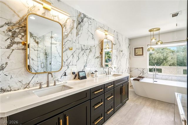 2930 Bel Air Drive, Las Vegas, NV 89109