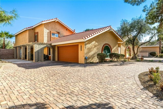 2930 Bel Air Drive, Las Vegas, NV 89109