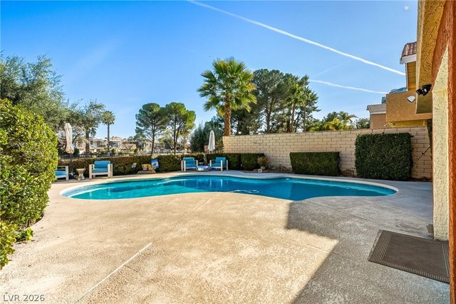 2930 Bel Air Drive, Las Vegas, NV 89109