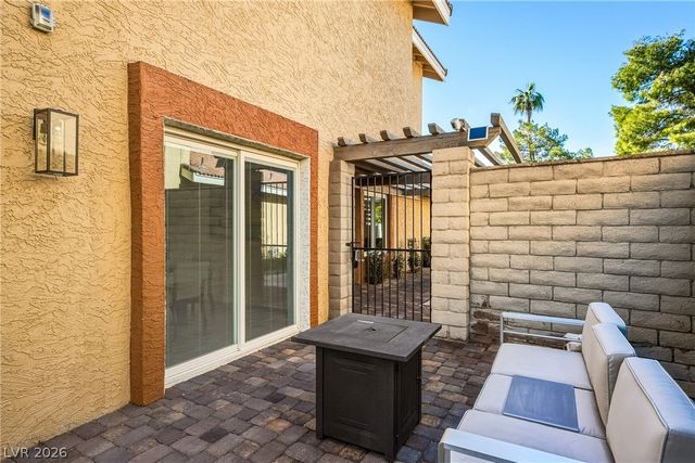 2930 Bel Air Drive, Las Vegas, NV 89109