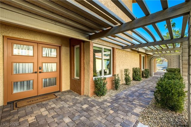 2930 Bel Air Drive, Las Vegas, NV 89109