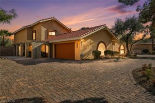 2930 Bel Air Drive, Las Vegas, NV 89109