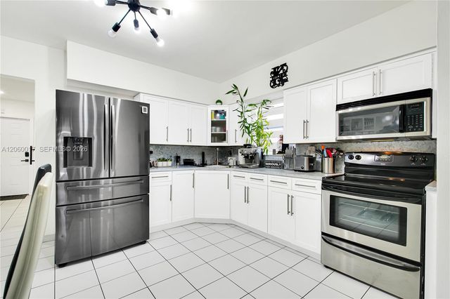 333 NW 60th Avenue, Miami, FL 33126