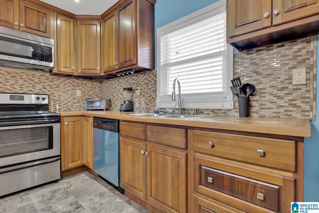 1428 EGRET LANE, Birmingham, AL 35214