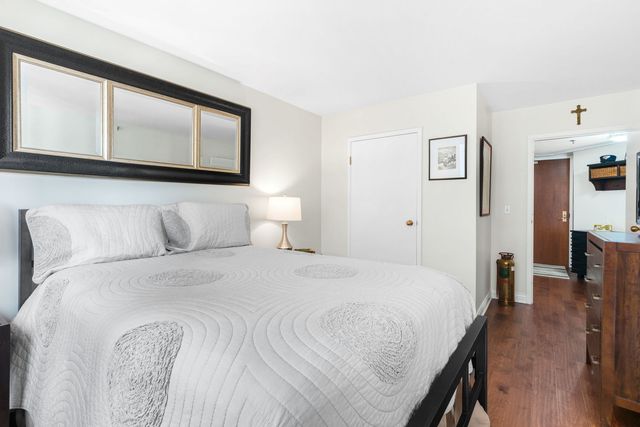 401 E ONTARIO Street 1710, Chicago, IL 60611