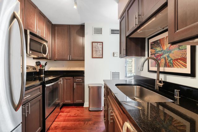 401 E ONTARIO Street 1710, Chicago, IL 60611