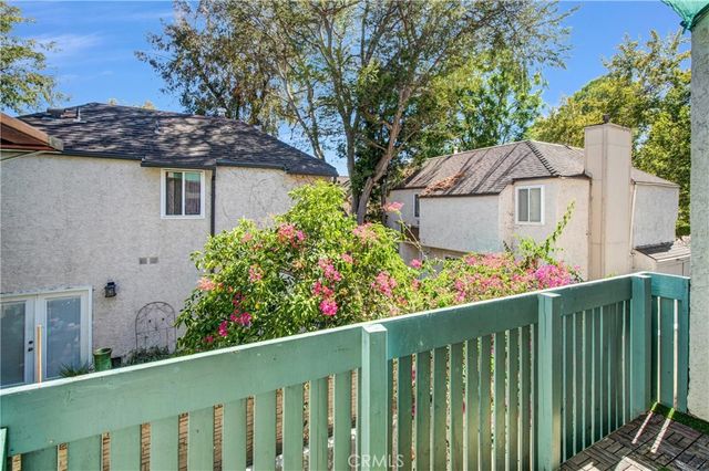 5700 Etiwanda Avenue 282, Tarzana, CA 91356