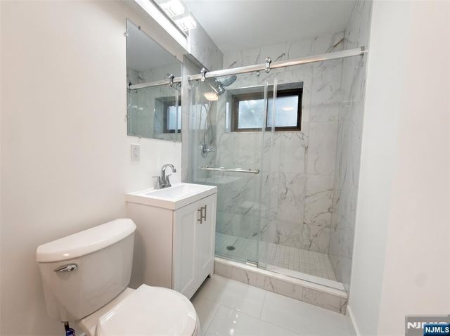 3081 Edwin Avenue 1H, Fort Lee, NJ 07024