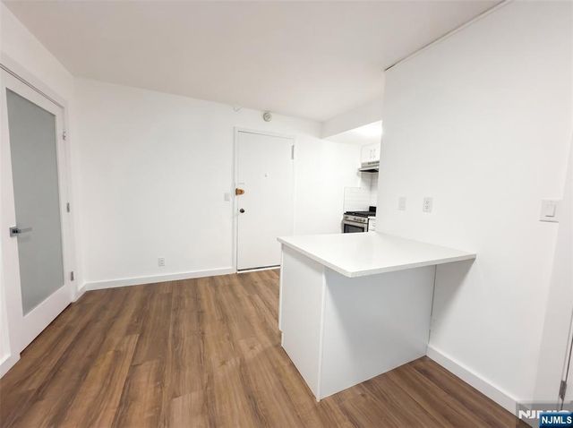 3081 Edwin Avenue 1H, Fort Lee, NJ 07024