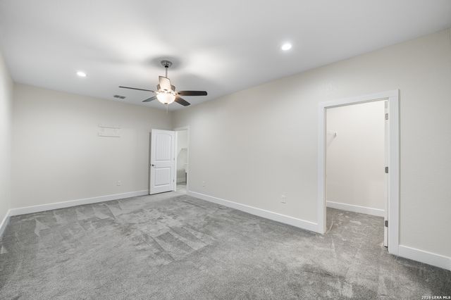 1385 RIVIERA DR, Canyon Lake, TX 78133