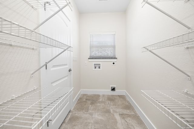 1385 RIVIERA DR, Canyon Lake, TX 78133