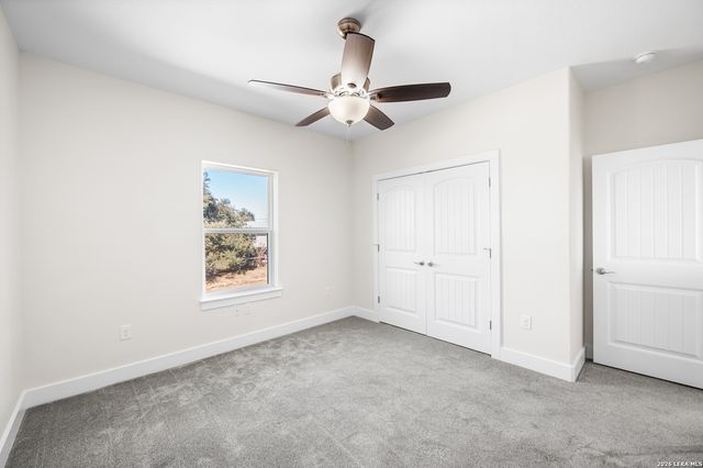 1385 RIVIERA DR, Canyon Lake, TX 78133
