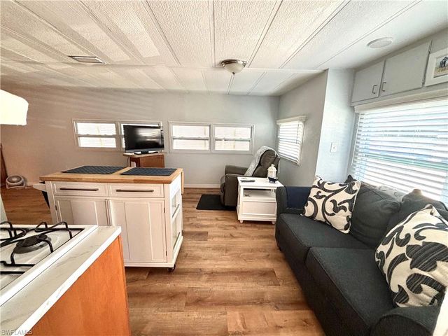 11601 Valleyview DR, Fort Myers, FL 33908