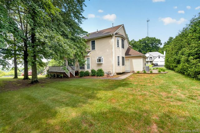 36 Overlook Terrace, Walden, NY 12586