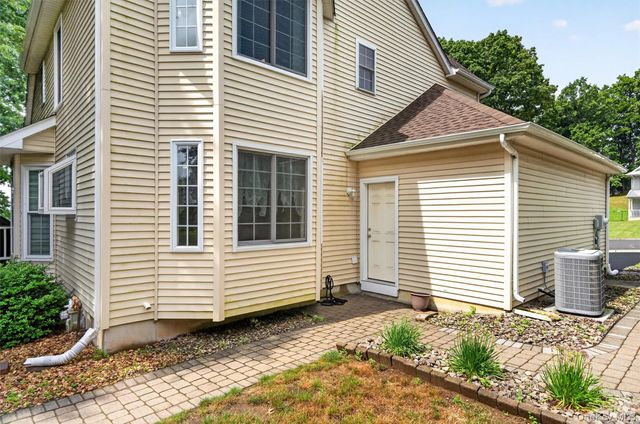 36 Overlook Terrace, Walden, NY 12586