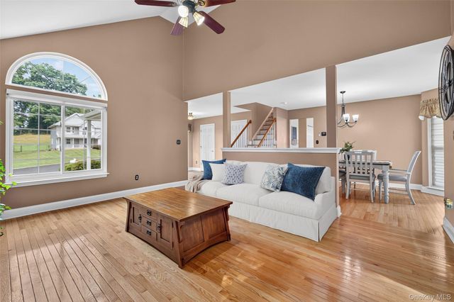 36 Overlook Terrace, Walden, NY 12586