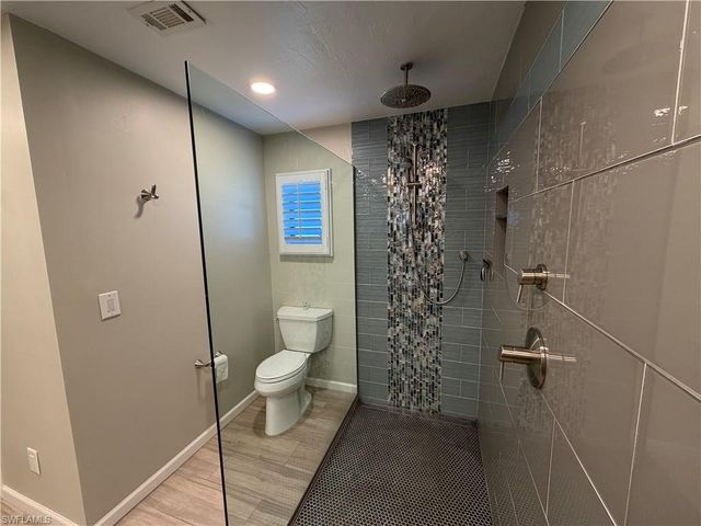 2726 SE 24th CT, Cape Coral, FL 33904