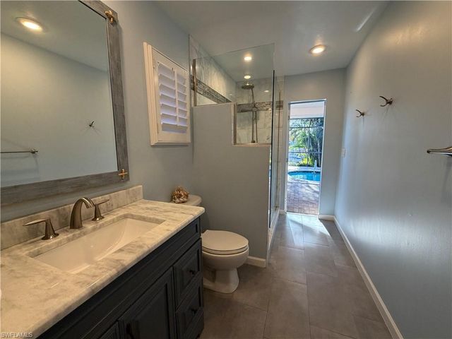 2726 SE 24th CT, Cape Coral, FL 33904