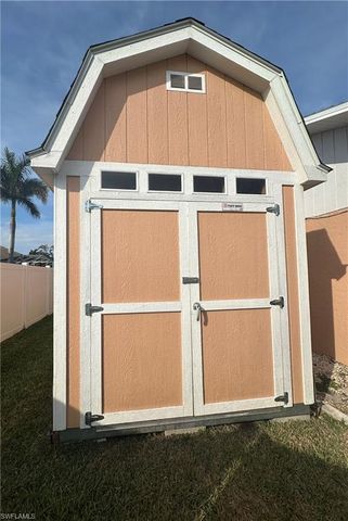 2726 SE 24th CT, Cape Coral, FL 33904