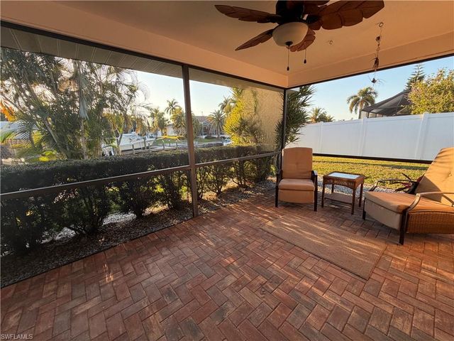 2726 SE 24th CT, Cape Coral, FL 33904