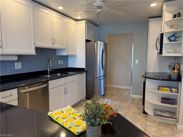 2726 SE 24th CT, Cape Coral, FL 33904