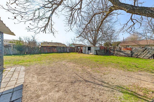 1200 SE 12th Avenue, Mineral Wells, TX 76067