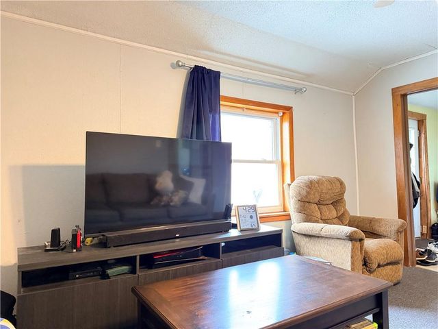 11 E Gates Street, Rice Lake, WI 54868