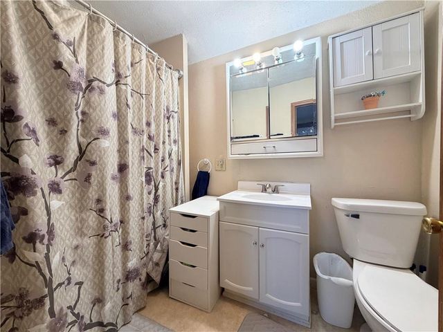 11 E Gates Street, Rice Lake, WI 54868