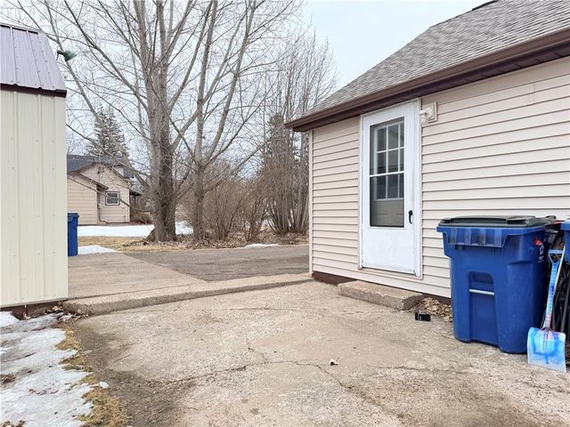 11 E Gates Street, Rice Lake, WI 54868