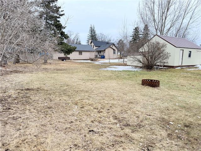 11 E Gates Street, Rice Lake, WI 54868