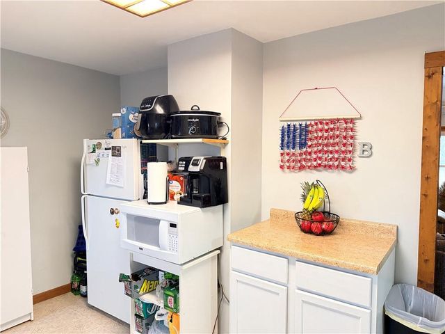 11 E Gates Street, Rice Lake, WI 54868