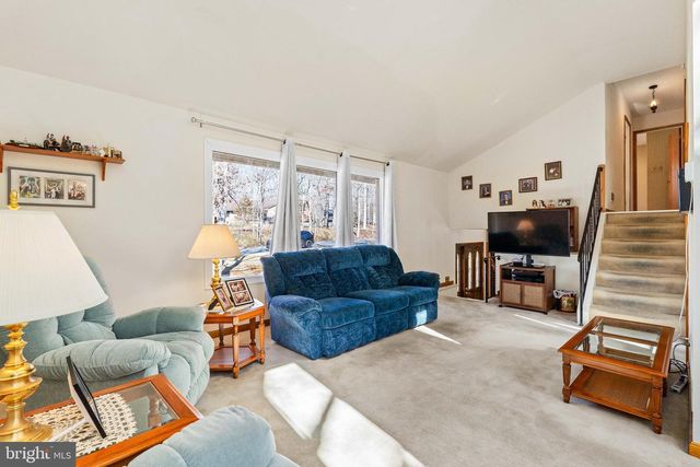 10 SCHOOLHOUSE LN, North East, MD 21901