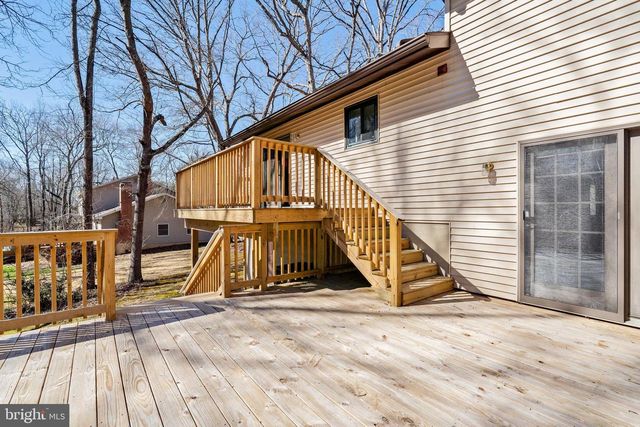 10 SCHOOLHOUSE LN, North East, MD 21901