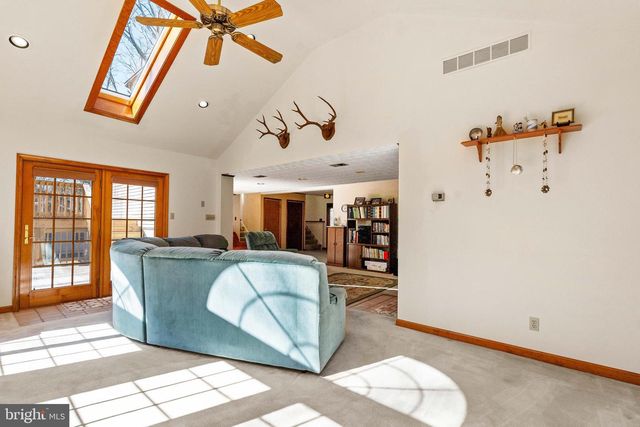 10 SCHOOLHOUSE LN, North East, MD 21901