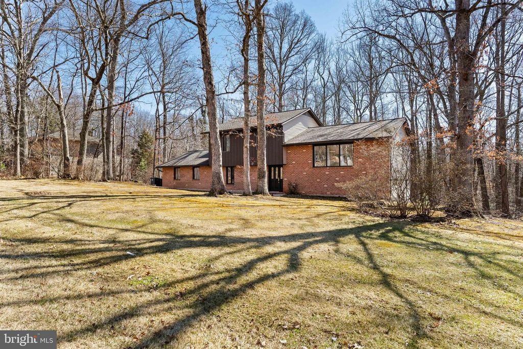 10 SCHOOLHOUSE LN, North East, MD 21901